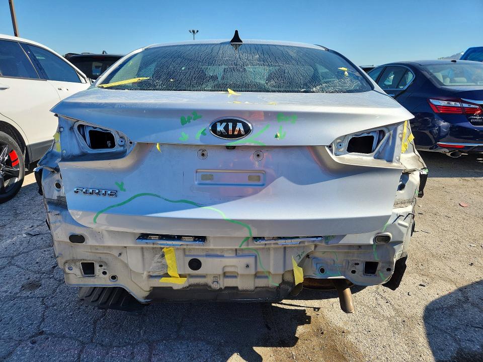 Продаж на аукціоні авто 2017 Kia Forte, vin: 3KPFL4A75HE031929, номер лоту: 58097036