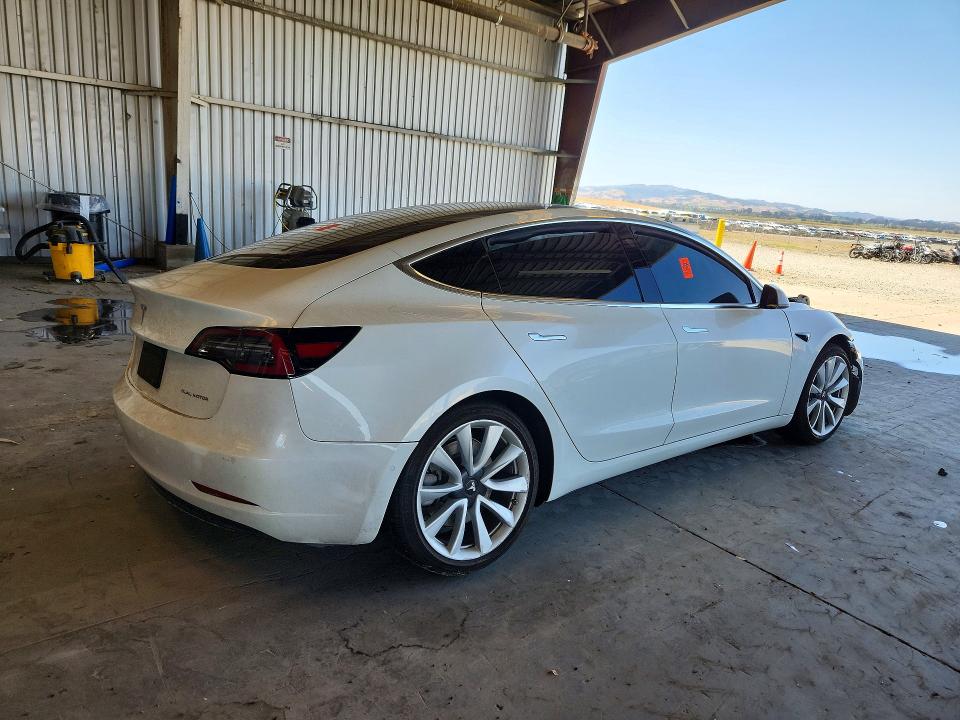 Продажа на аукционе авто 2019 Tesla Model 3, vin: 5YJ3E1EB8KF421841, номер лота: 56984846