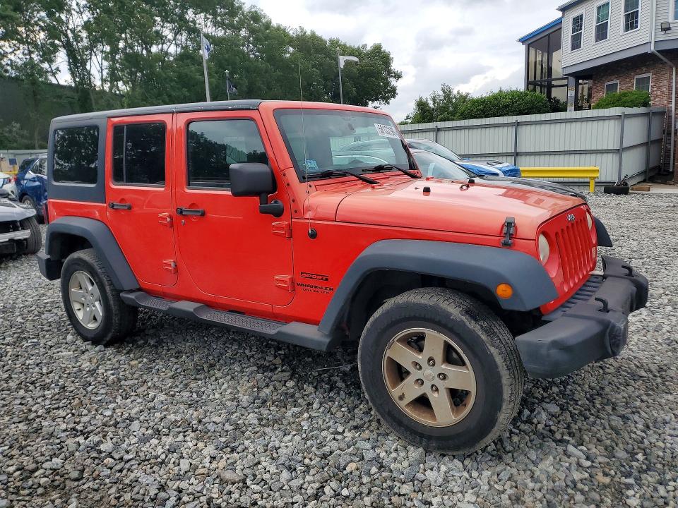 58133196 :رقم المزاد ، 1C4BJWDG5DL582536 vin ، 2013 Jeep Wrangler Unlimited مزاد بيع