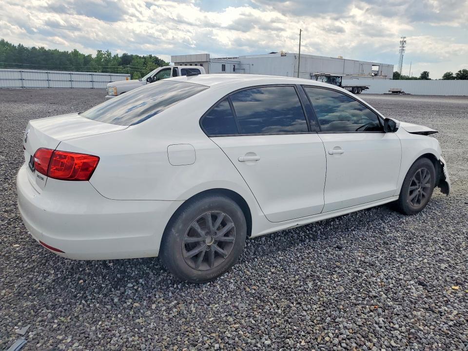 57366536 :رقم المزاد ، 3VWDP7AJ1CM380025 vin ، 2017 Volkswagen Jetta مزاد بيع