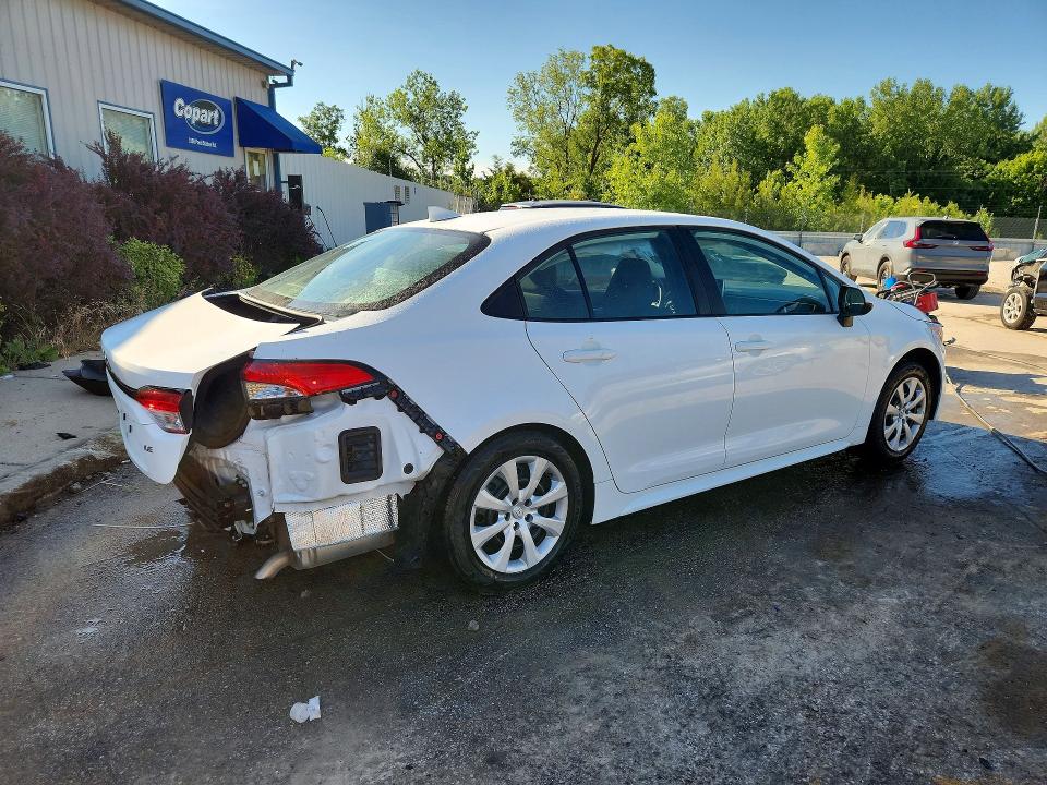 Продажа на аукционе авто 2021 Toyota Corolla, vin: 5YFEPMAE8MP224504, номер лота: 57169326