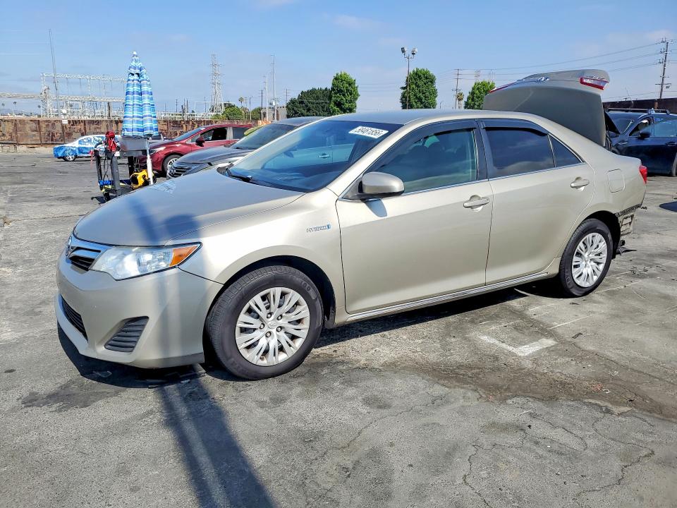 2014 Toyota Camry Hybrid მანქანა იყიდება აუქციონზე, vin: 4T1BD1FK4EU101906, აუქციონის ნომერი: 58461856