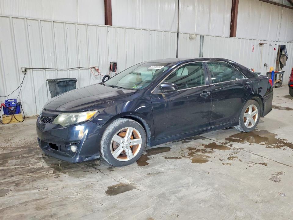 57380726 :رقم المزاد ، 4T1BF1FK3DU228431 vin ، 2013 Toyota Camry مزاد بيع