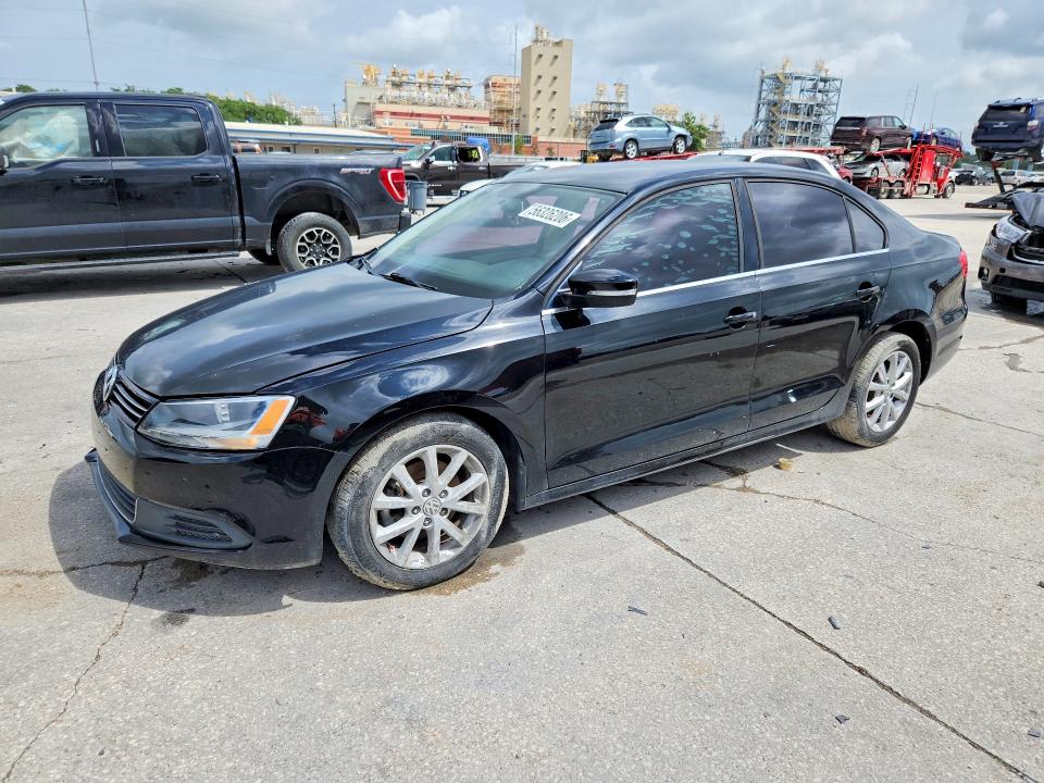 56326206 :رقم المزاد ، 3VWD07AJ1EM438576 vin ، 2014 Volkswagen Jetta مزاد بيع