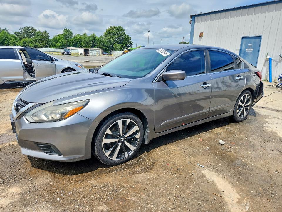 Продажа на аукционе авто 2018 Nissan Altima, vin: 1N4AL3AP7JC100966, номер лота: 55779546