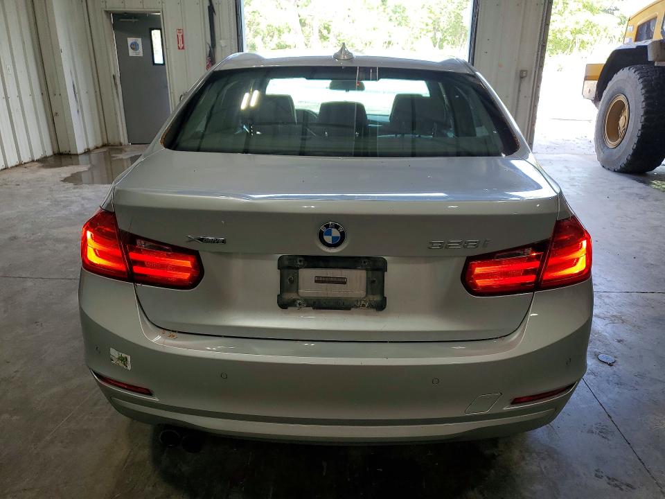 2015 Bmw 328 მანქანა იყიდება აუქციონზე, vin: WBA3B5G58FNS19870, აუქციონის ნომერი: 57385646