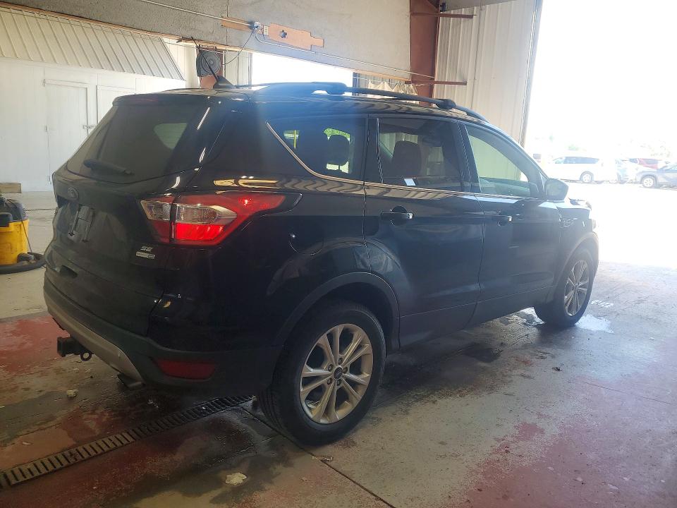 2018 Ford Escape მანქანა იყიდება აუქციონზე, vin: 1FMCU9GD6JUD32867, აუქციონის ნომერი: 55769096