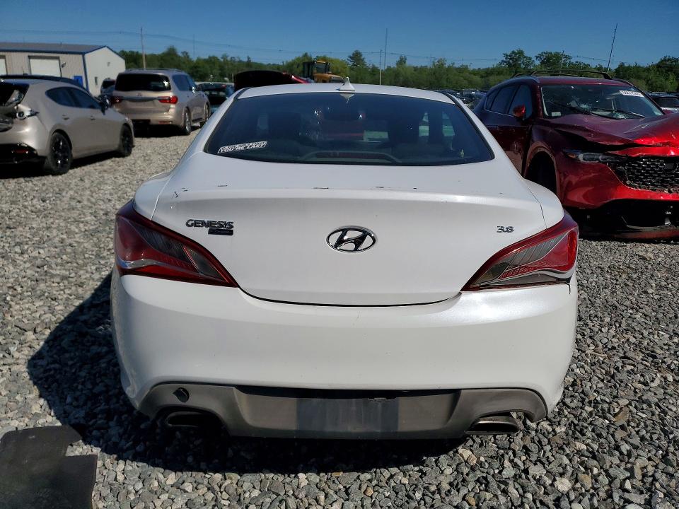 2016 Hyundai Genesis Coupe მანქანა იყიდება აუქციონზე, vin: KMHHT6KJ9GU131963, აუქციონის ნომერი: 56602106