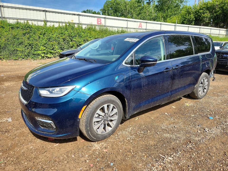 2022 Chrysler Pacifica მანქანა იყიდება აუქციონზე, vin: 2C4RC1L74NR228318, აუქციონის ნომერი: 53051516