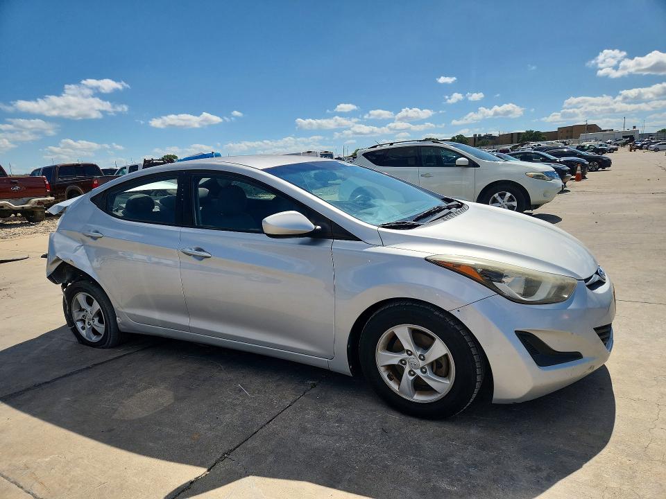 56470566 :رقم المزاد ، 5NPDH4AE0FH636358 vin ، 2015 Hyundai Elantra مزاد بيع