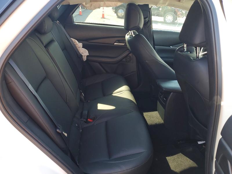 57326196 :رقم المزاد ، 3MVDMBBM8PM588429 vin ، 2023 Mazda Cx-30 مزاد بيع