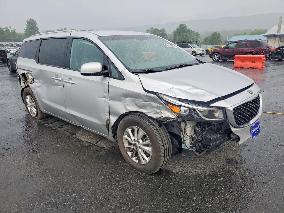 2017 Kia Sedona მანქანა იყიდება აუქციონზე, vin: KNDMB5C16H6310370, აუქციონის ნომერი: 56770316