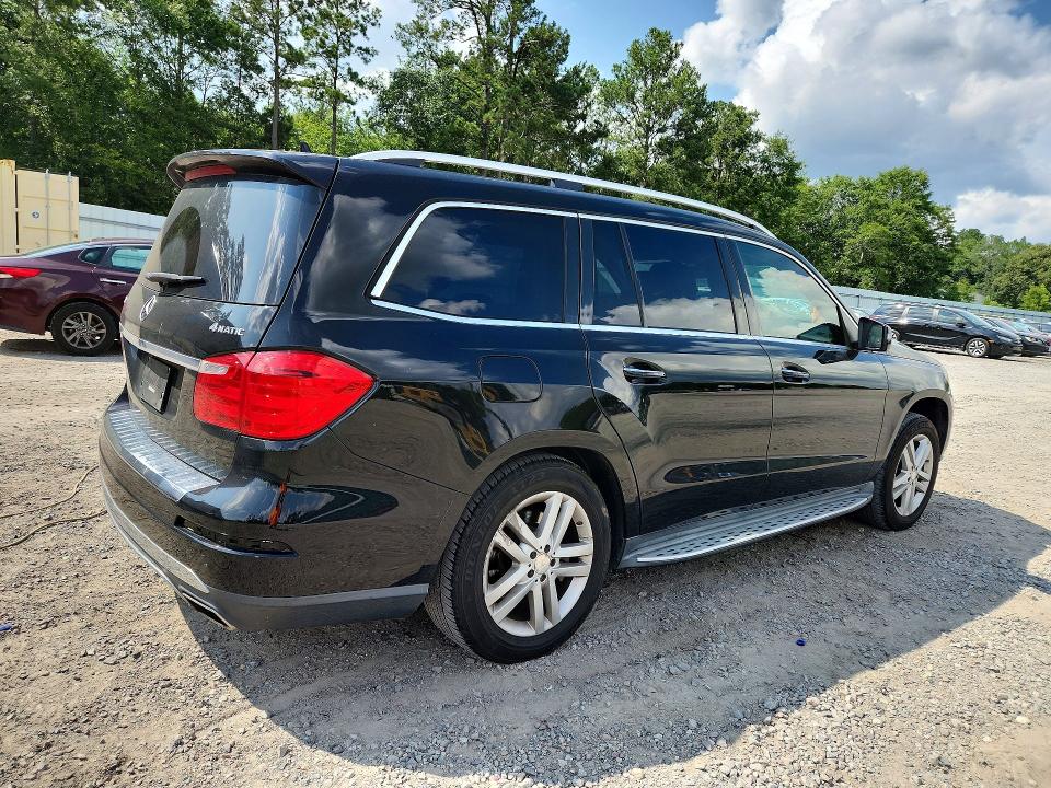Продажа на аукционе авто 2016 Mercedes-benz Gl, vin: 4JGDF6EE2GA709777, номер лота: 85791435
