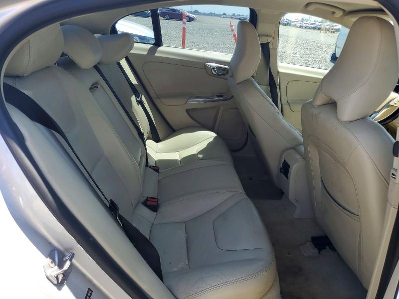 Продажа на аукционе авто 2015 Volv S60, vin: YV140MFKXF2366296, номер лота: 55473916