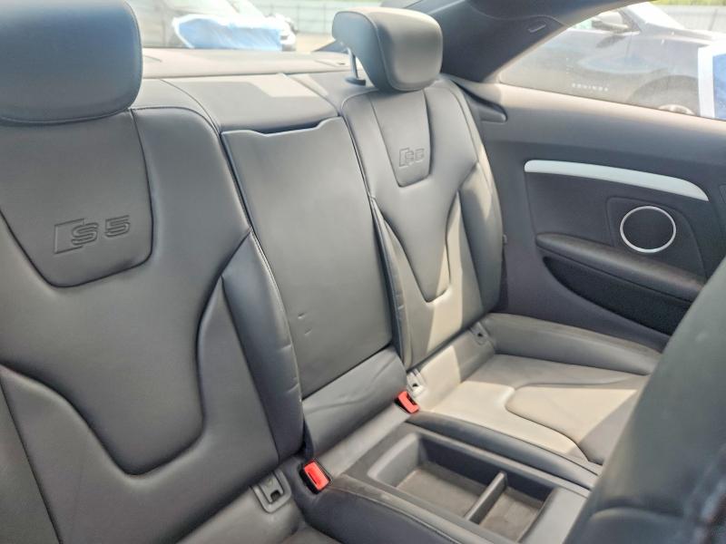 57840426 :رقم المزاد ، WAUVVAFR1AA007700 vin ، 2010 Audi S5 مزاد بيع