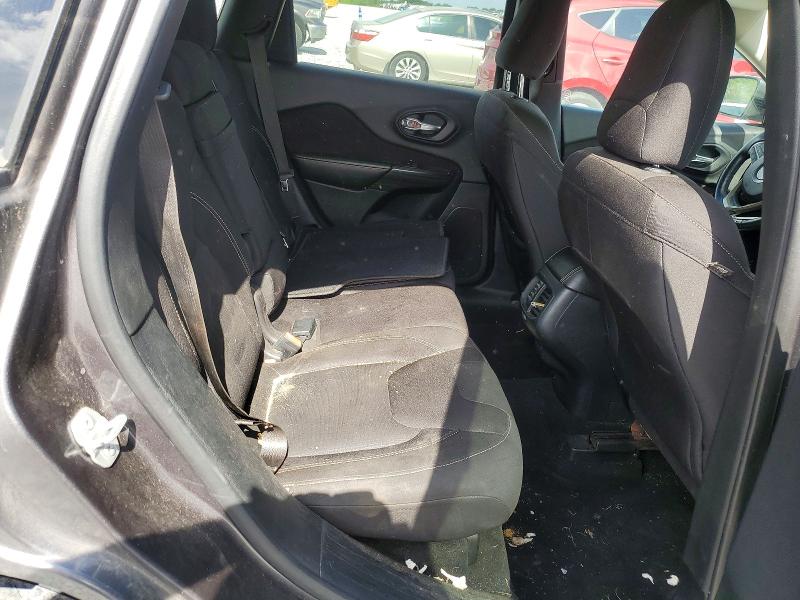 56475206 :رقم المزاد ، 1C4PJLCB1FW670981 vin ، 2015 Jeep Cherokee مزاد بيع