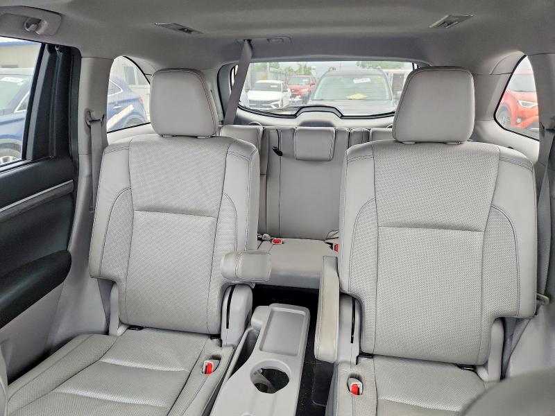 2017 Toyota Highlander მანქანა იყიდება აუქციონზე, vin: 5TDDZRFH9HS391537, აუქციონის ნომერი: 56275616