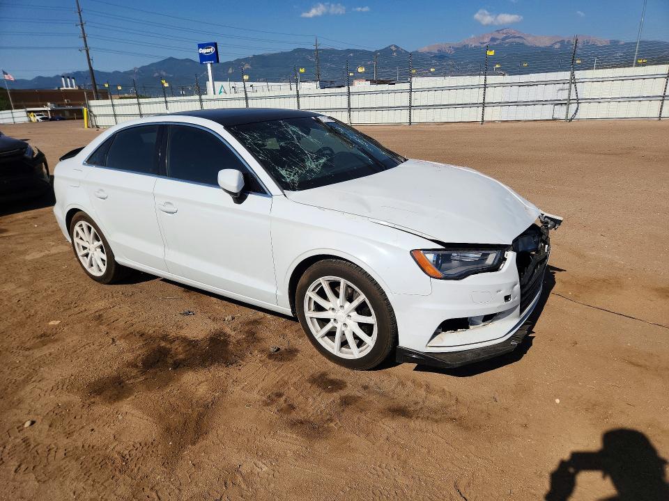 Продажа на аукционе авто 2015 Audi A3, vin: WAUEFGFF7F1018357, номер лота: 58117186