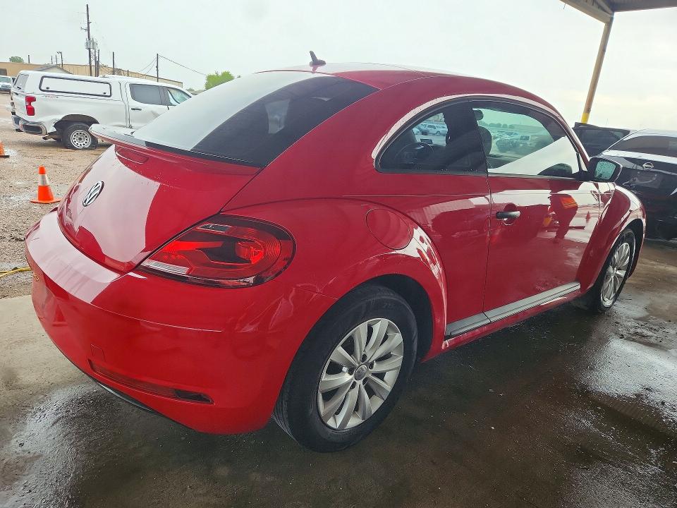 Продажа на аукционе авто 2018 Volkswagen Beetle, vin: 3VWFD7AT2JM721514, номер лота: 50716996