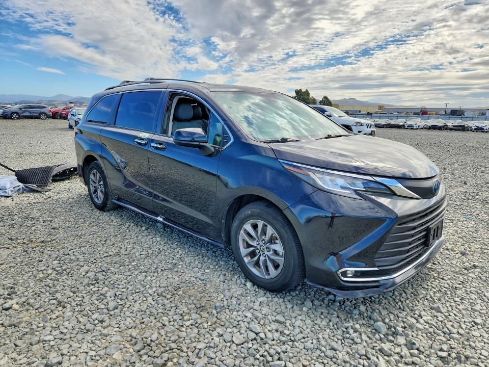 Продаж на аукціоні авто 2022 Toyota Sienna, vin: 5TDJRKEC7NS094374, номер лоту: 58966476