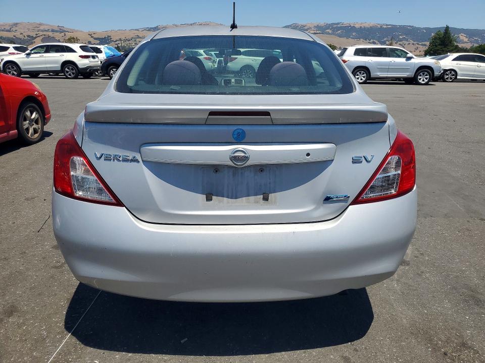 57717696 :رقم المزاد ، 3N1CN7AP2DL861744 vin ، 2013 Nissan Versa مزاد بيع