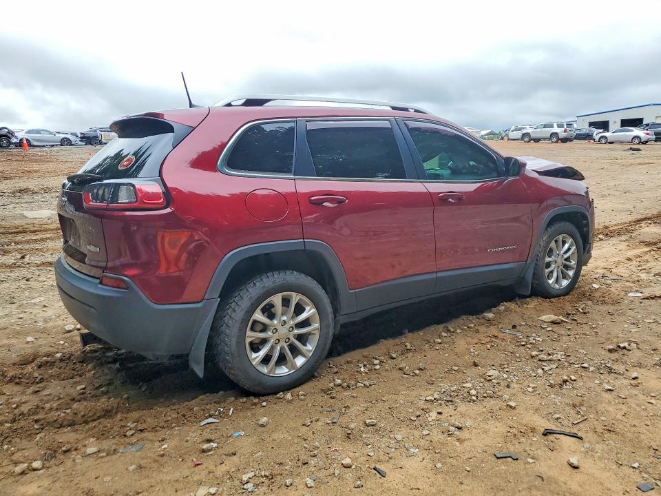 56449136 :رقم المزاد ، 1C4PJLCB0KD286146 vin ، 2019 Jeep Cherokee مزاد بيع