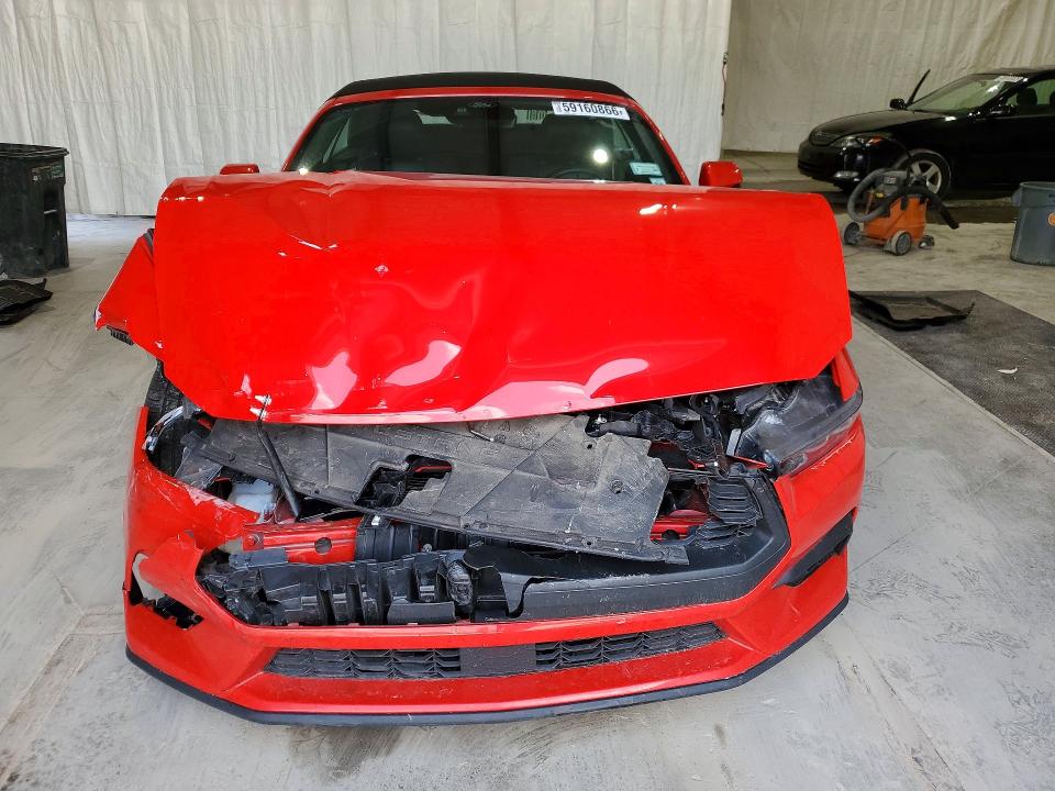 59160866 :رقم المزاد ، 1FAGP8UH2R5119389 vin ، 2024 Ford Mustang مزاد بيع