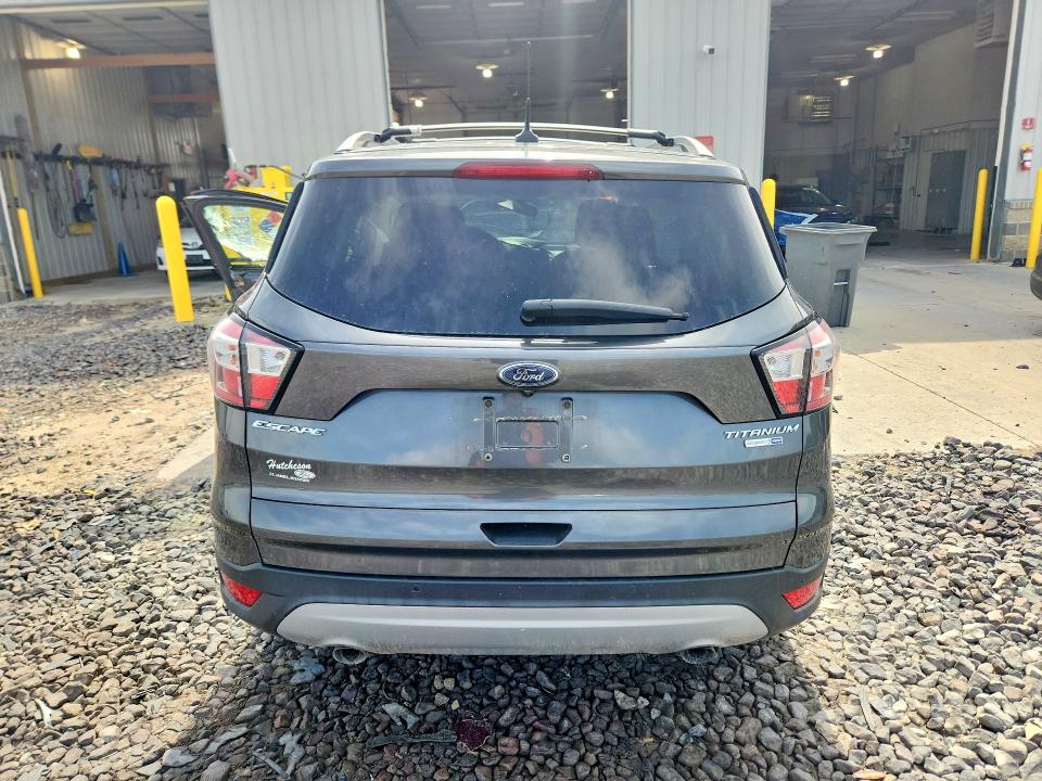 2018 Ford Escape მანქანა იყიდება აუქციონზე, vin: 1FMCU9J99JUC62298, აუქციონის ნომერი: 56962276