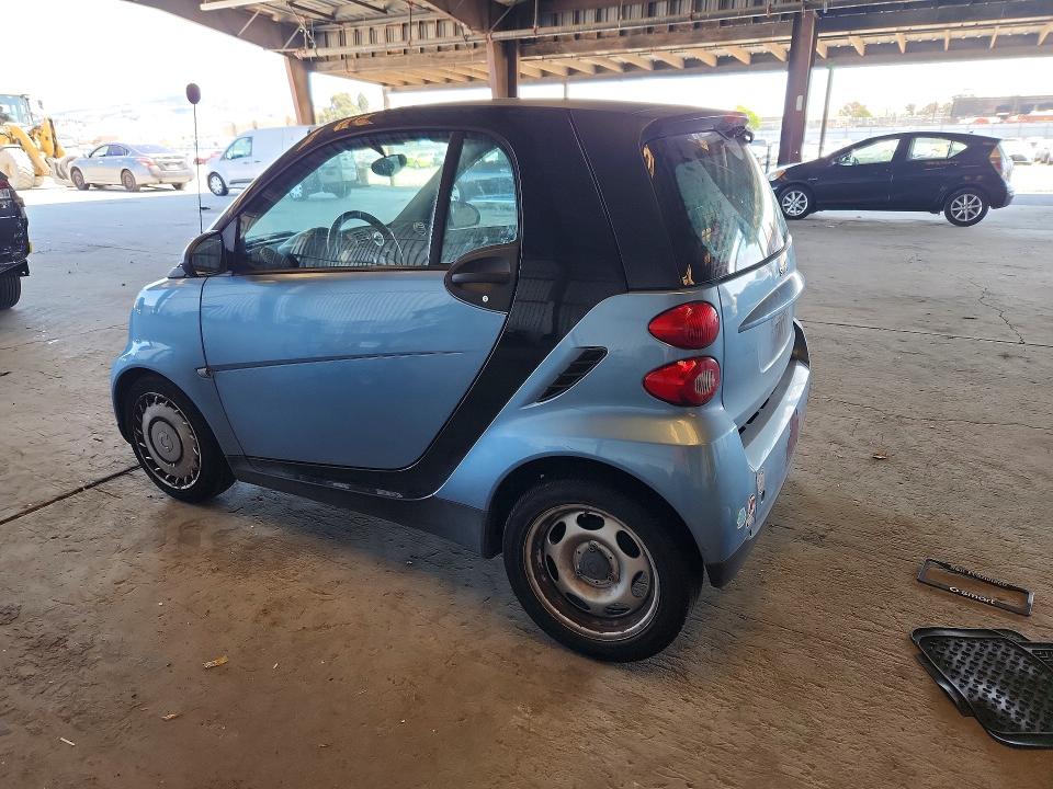 2011 Smart Fortwo მანქანა იყიდება აუქციონზე, vin: WMEEJ3BA3BK442371, აუქციონის ნომერი: 57627116