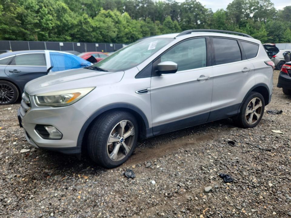 2017 Ford Escape მანქანა იყიდება აუქციონზე, vin: 1FMCU9GD1HUC16678, აუქციონის ნომერი: 58234076