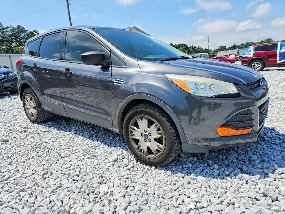 2015 Ford Escape მანქანა იყიდება აუქციონზე, vin: 1FMCU0F76FUB37446, აუქციონის ნომერი: 55796786