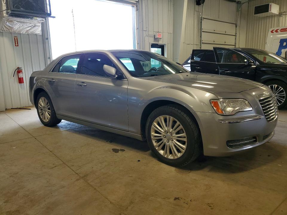 2014 Chrysler 300 მანქანა იყიდება აუქციონზე, vin: 2C3CCARG9EH223610, აუქციონის ნომერი: 58374276