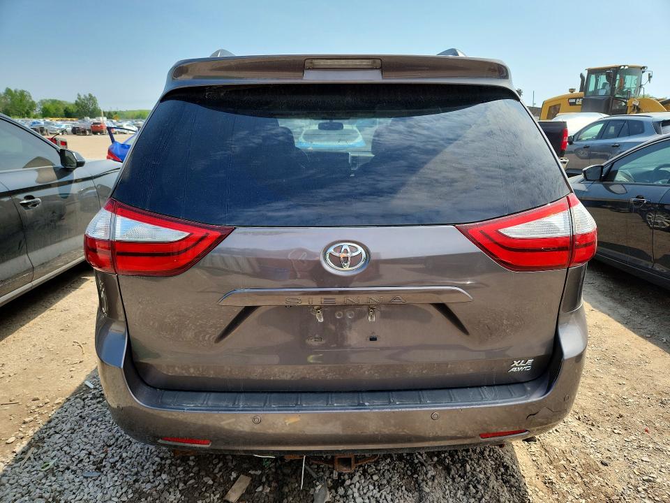 Aukcja sprzedaży 2015 Toyota Sienna, vin: 5TDDK3DCXFS100842, numer aukcji: 55824496