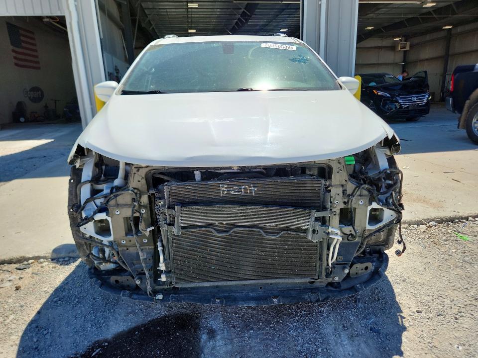 2018 Chrysler Pacifica მანქანა იყიდება აუქციონზე, vin: 2C4RC1BG8JR334010, აუქციონის ნომერი: 56950036