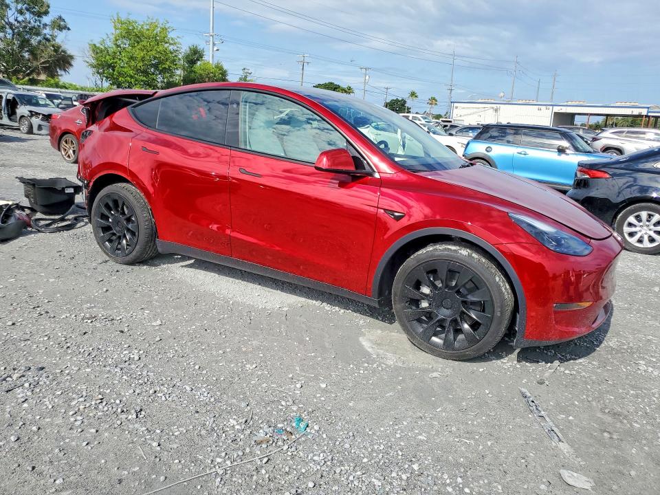 Продажа на аукционе авто 2025 Tesla Model Y, vin: 7SAYGDEE6SA352627, номер лота: 56502946