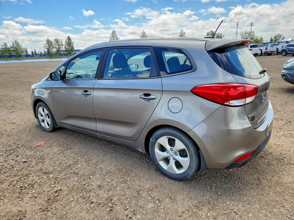 57901956 :رقم المزاد ، KNAHT8A35E7048462 vin ، 2014 Kia Rondo مزاد بيع