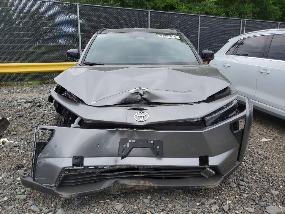 Продаж на аукціоні авто 2026 Toyota Bz, vin: JTMBCAEBXTA007228, номер лоту: 57902076