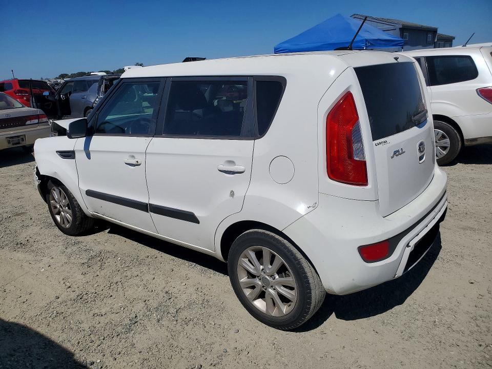 2013 Kia Soul მანქანა იყიდება აუქციონზე, vin: KNDJT2A61D7510784, აუქციონის ნომერი: 58155006