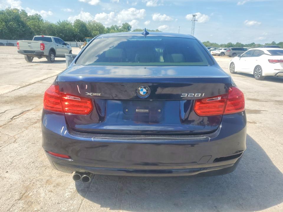 2015 Bmw 328 მანქანა იყიდება აუქციონზე, vin: WBA3B5G56FNS18667, აუქციონის ნომერი: 55120246