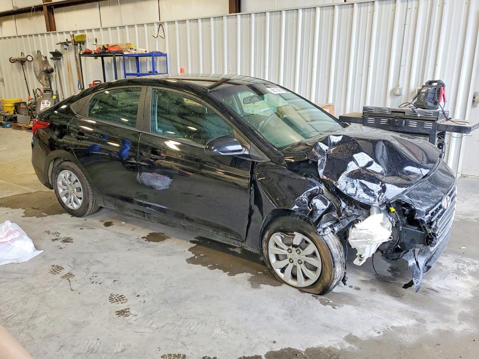 2021 Hyundai Accent მანქანა იყიდება აუქციონზე, vin: 3KPC24A61ME142419, აუქციონის ნომერი: 56512686