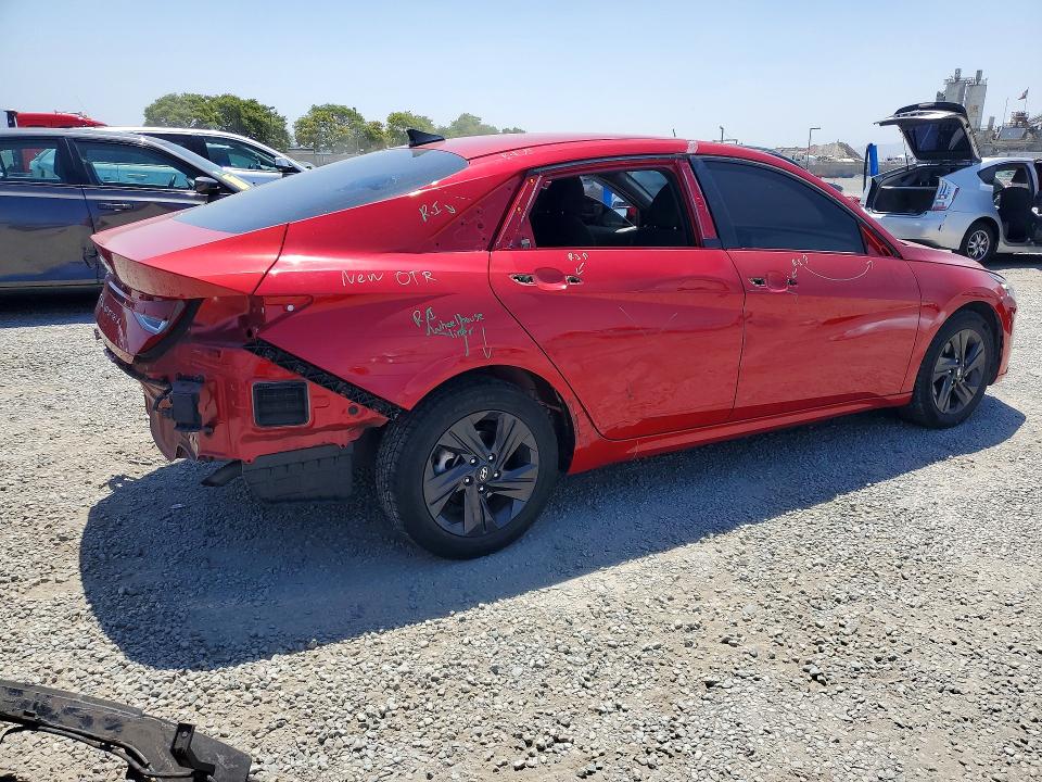 56337906 :رقم المزاد ، 5NPLM4AG1NH066295 vin ، 2022 Hyundai Elantra مزاد بيع