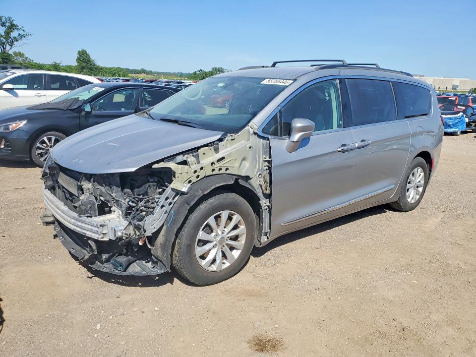Продажа на аукционе авто 2017 Chrysler Pacifica, vin: 2C4RC1BG4HR540614, номер лота: 55706446