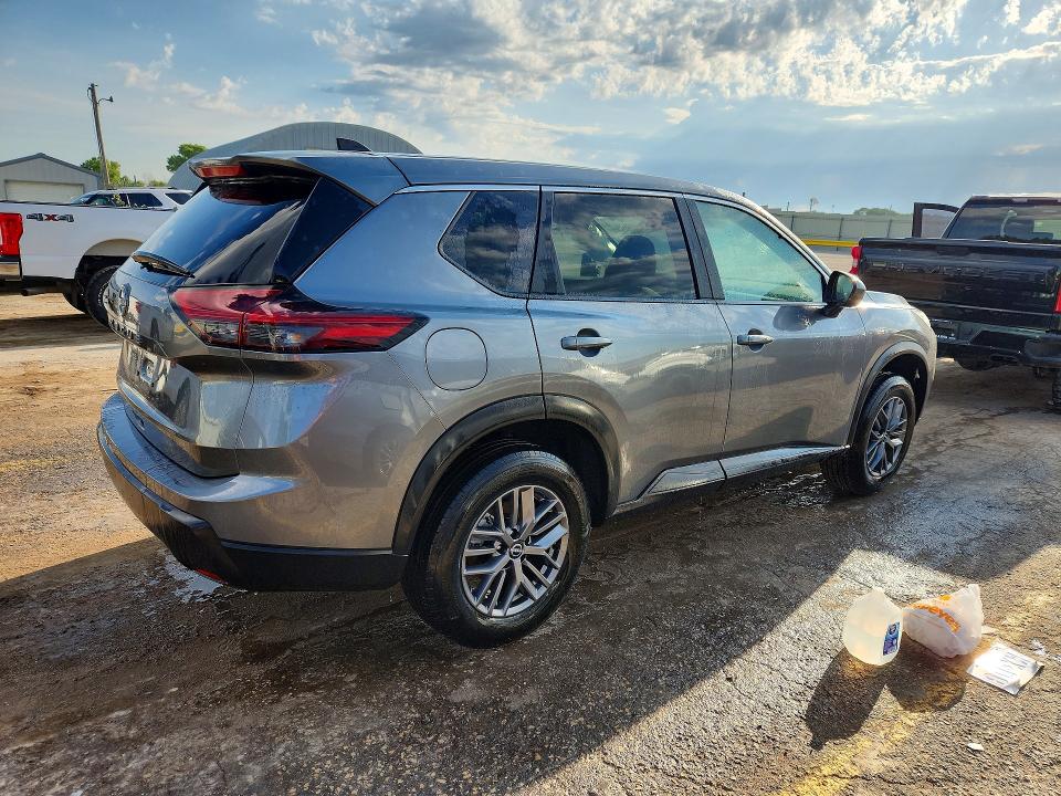 57739956 :رقم المزاد ، 5N1BT3BA1TC746429 vin ، 2026 Nissan Rogue مزاد بيع