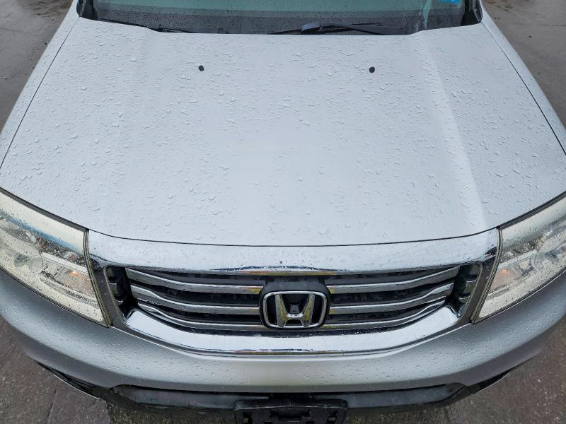 55521756 :رقم المزاد ، 5FNYF4H58FB010990 vin ، 2015 Honda Pilot مزاد بيع