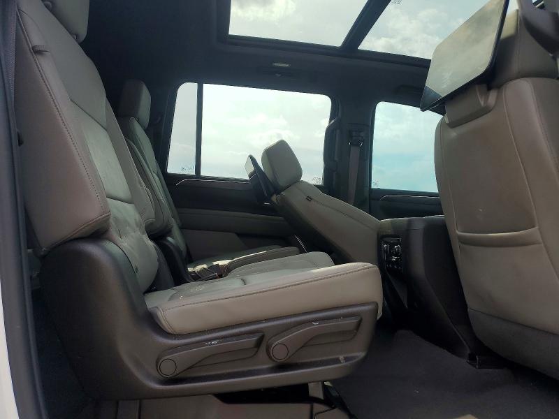 2023 Chevrolet Suburban მანქანა იყიდება აუქციონზე, vin: 1GNSKDKL3PR273643, აუქციონის ნომერი: 58378076