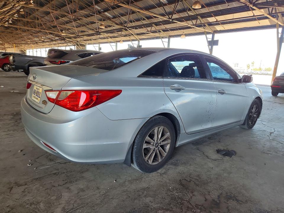 58048066 :رقم المزاد ، 5NPEB4AC5CH406928 vin ، 2012 Hyundai Sonata مزاد بيع