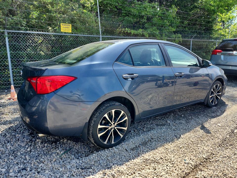 57550696 :رقم المزاد ، 2T1BURHE9JC067897 vin ، 2018 Toyota Corolla مزاد بيع