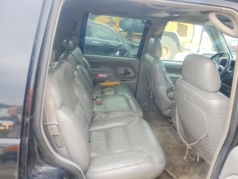 1998 Chevrolet Tahoe მანქანა იყიდება აუქციონზე, vin: 1GNEC13R5WJ358119, აუქციონის ნომერი: 58511476