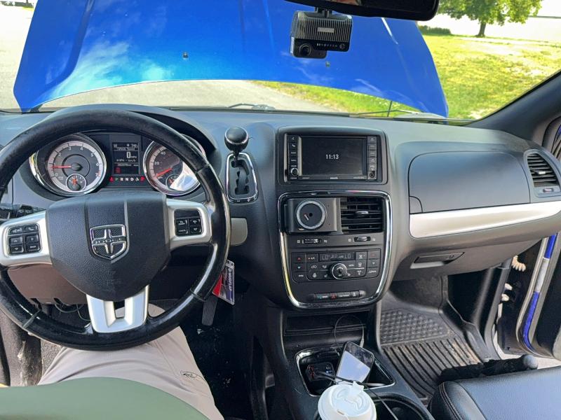 Продажа на аукционе авто 2019 Dodge Grand Caravan, vin: 2C4RDGEG2KR693219, номер лота: 59109536