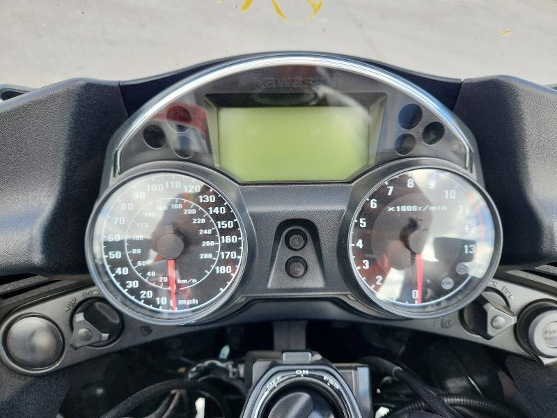 57333826 :رقم المزاد ، JKBZGNC1XAA000612 vin ، 2010 Kawasaki Zg1400 مزاد بيع